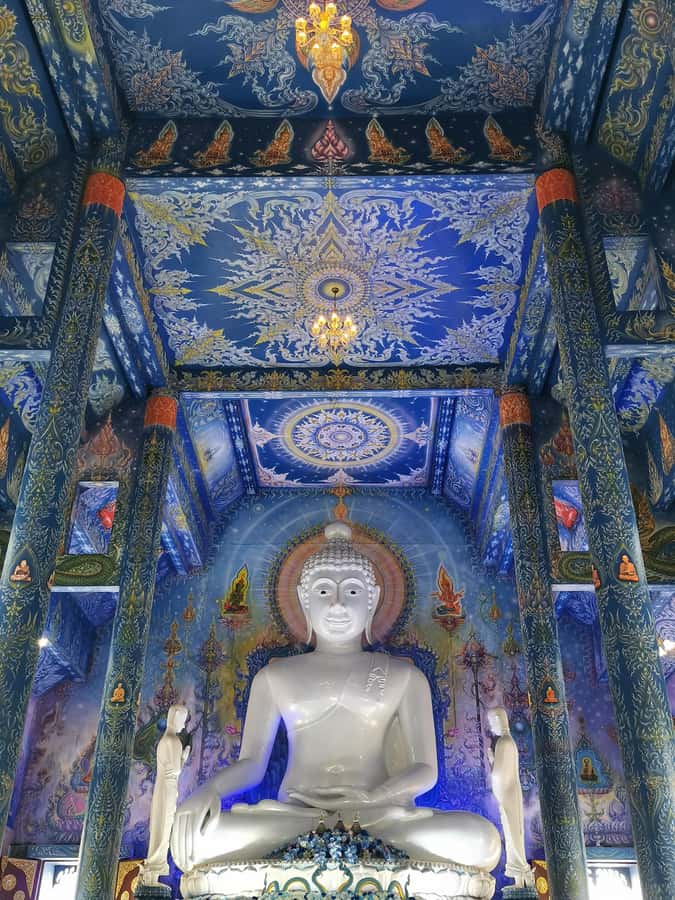 Chiang Rai White, Blue, Red 3 Temples Tour - Wat Rong Suea Ten (Blue Temple): Calm After the White