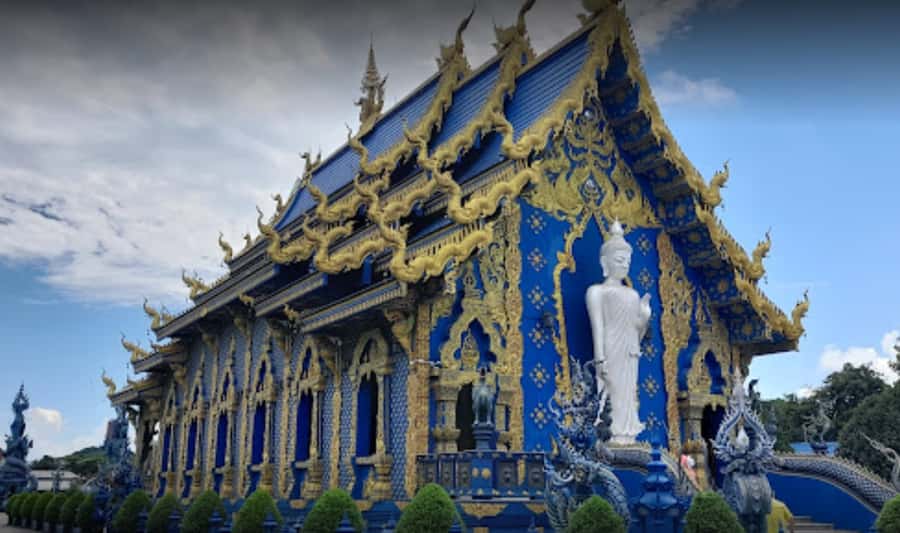 Chiang Rai White, Blue, Red 3 Temples Tour - Guides Make the Difference: MM, Bee, Goi, Anna, Koi, Toy