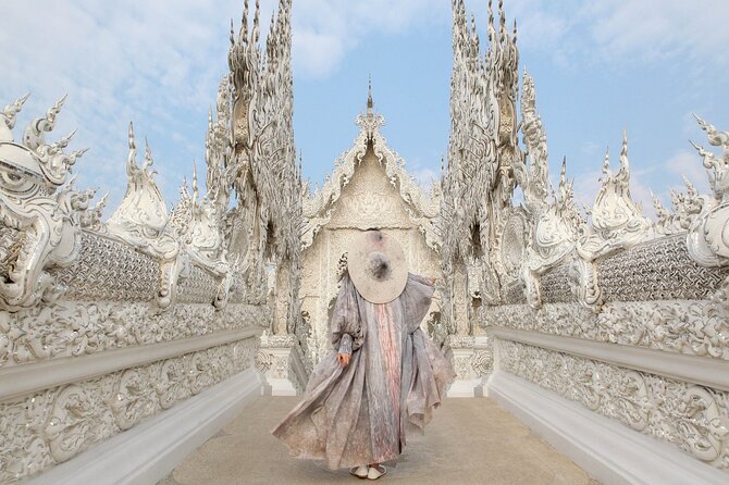Chiang Rai White Temple, Blue Temple and more from Chiang Mai - The long drive from Chiang Mai: how to make it comfortable