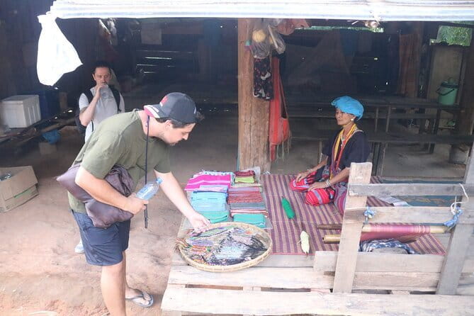 ChiangMai 1DayTour:Elephant Sanctuary,king&queen pagoda,waterfall - Elephant Sanctuary in Doi Inthanon: the real heart of the day