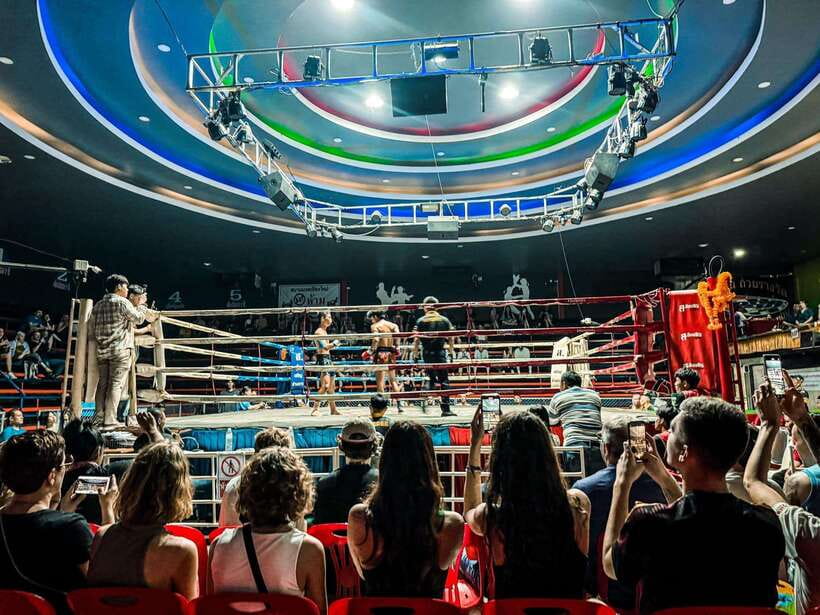 Chiangmai: Chiangmai Boxing Stadiums Ticket - The timing game: doors at 8:00 PM, start at 9:00 PM