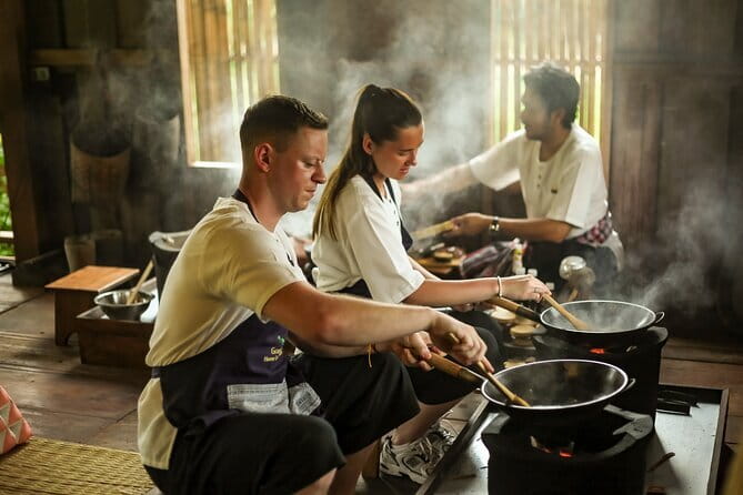 Cook Local Northern Thai Food in Traditional House - Hotel pickup and a calm, small-group format