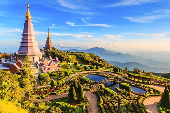 Doi Inthanon National Park with Nature Trail Trekking 1-Day Tour - Stop 4: The local market stop in Doi Inthanon National Park