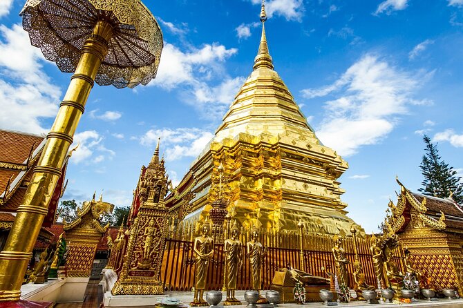 Doi Suthep and Wat Pha Lat Sunrise Tour (Small Group Only) - Doi Suthep: 309 steps, big views, and temple etiquette