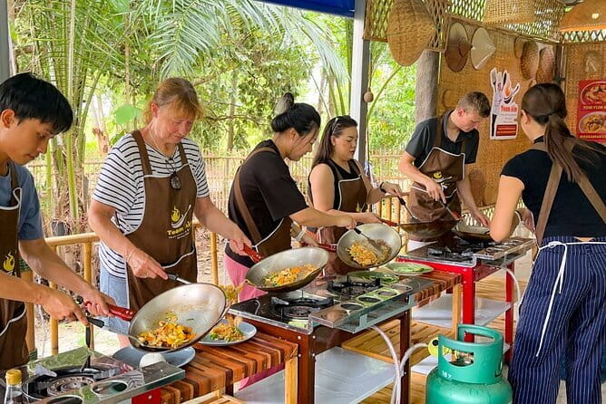 Elephant Sanctuary, Wat Ban Den & Sticky Waterfall - Price and time: what $58.66 really buys you
