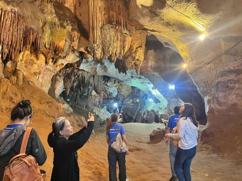 From Chiang Mai: Chiang Dao Cave & 5 Hill Tribe Villages - Chiang Dao Cave and Temple: the highlight, with a real cave challenge