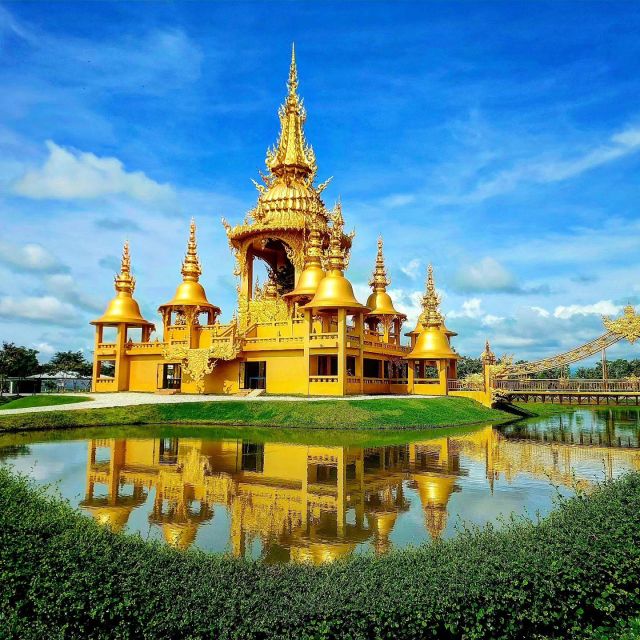 From Chiang Mai: Chiang Rai's Temples Exploration Day Trip - Wat Rong Suea Ten (Blue Temple): Cobalt Color and the Tiger Story