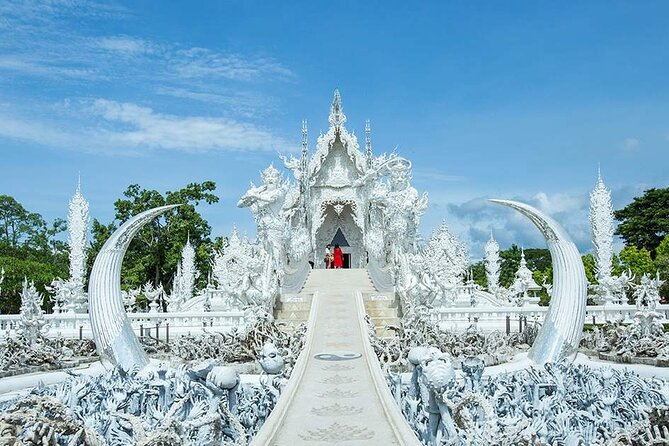 Full Day Tour in Chiang Rai White Temple and Golden Triangle - Golden Triangle: lunch at the Mekong crossroads