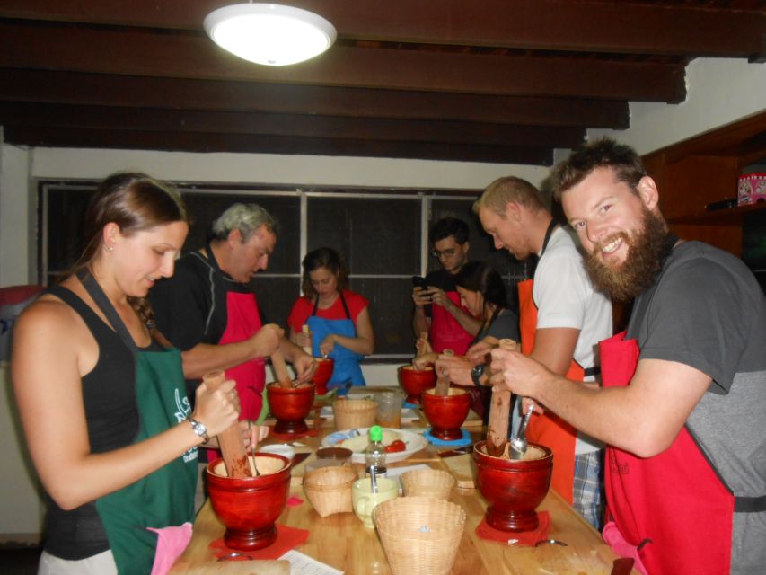 Half-Day Cooking Class with Market Tour - Eating what you cook: portions, timing, and why it matters
