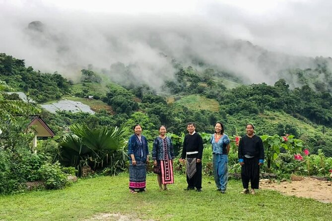 Half day Long Neck hill tribe and Hmong hill tribe village - Key highlights worth your attention