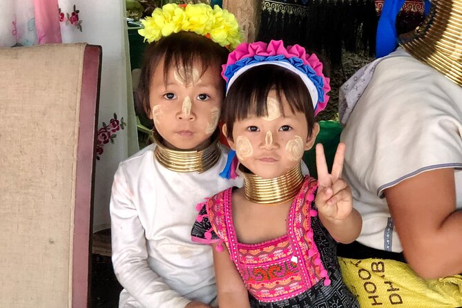 Half day Long Neck hill tribe and Hmong hill tribe village - Price and logistics: the smart way to plan
