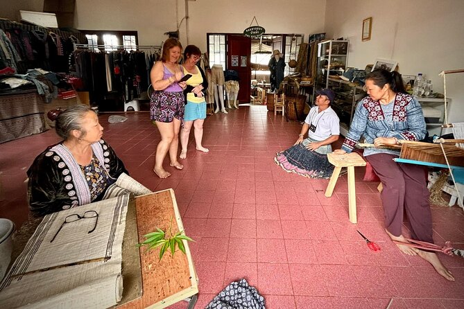 Half day Long Neck hill tribe and Hmong hill tribe village - How to be a respectful visitor (and get more out of it)