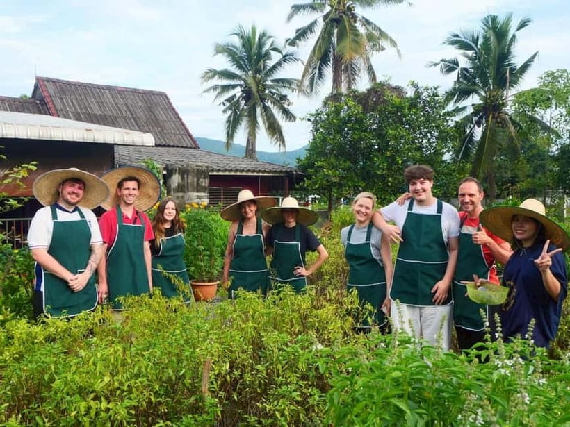 Half-Day Thai Cooking Class on a Local Farm Near Chiang Mai - Curry Paste Basics: The Flavor Engine of Many Thai Dishes