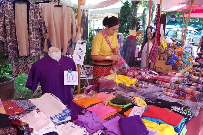 Half Day Traditional Handicraft Craftsmanship Tour from Chiang Mai - Bo Sang umbrella village: Saa-paper parasols from scratch