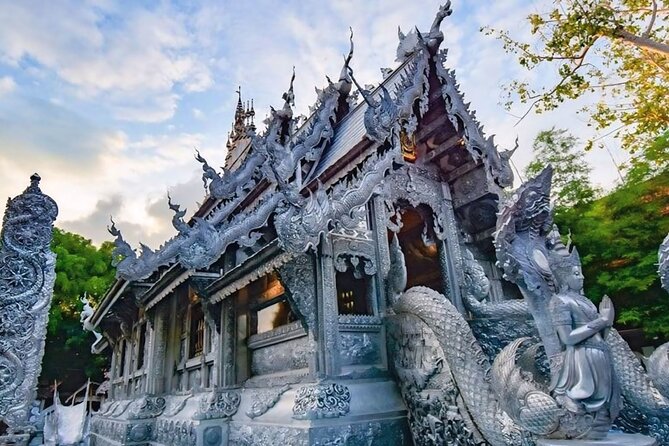 Long Neck Village, Silver Temple & Chiang Mai Top Cultural Sites - How the open-air songthaew shapes your 4-hour route