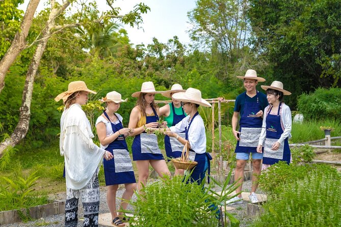 Morning Thai Cooking with Grandma - Market Visit & Farm Tour - Who Should Book This (and Who Might Not Love It)