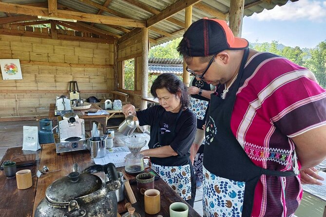 Off the Map Chiang Mai Jungle Coffee Trek Roast and Brew - Farm-to-table vegetarian lunch in a Karen-style setting