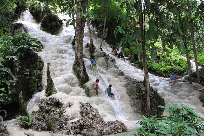 Private Chiang Mai Tour to Bua Thong Waterfalls and Ziplining - What makes this tour work so well