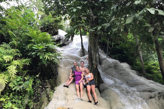 Private Chiang Mai Tour to Bua Thong Waterfalls and Ziplining - Guide quality is the hidden engine of this tour