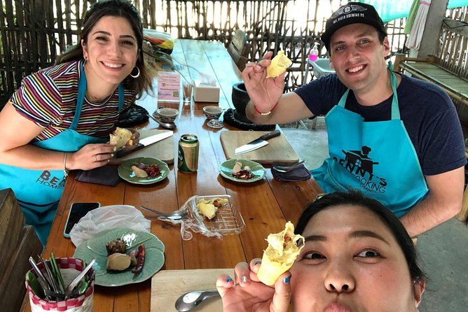 Private Dinner Cooking Class with Benny in Chiang Mai - How the menu checklist helps you cook what you actually want