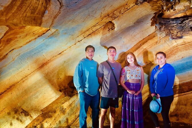 Private Guided Rainbow Cave Unseen Canyon and Lanna temple - A private day in Hang Dong: how this route feels