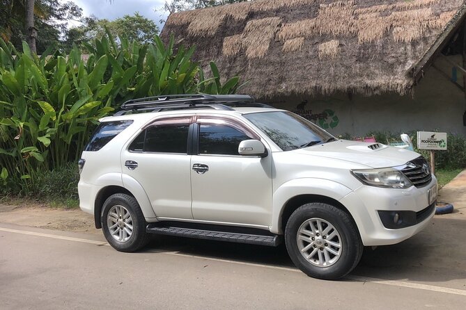 Private Luxury Car rental + English speaking driver: - Comfort details that make the day feel easier