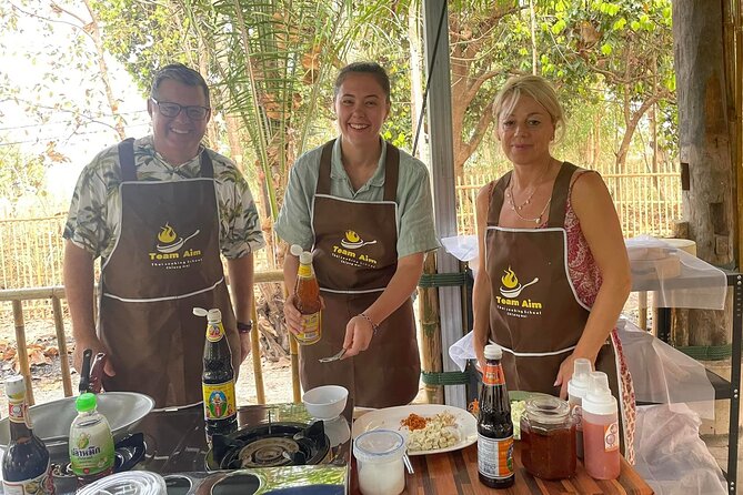 Team Aim Thai Cooking School (#1 Cooking Class in Chiang Mai) - Your Menu Choice: 4 Dishes Plus Curry Paste and Mango Sticky Rice