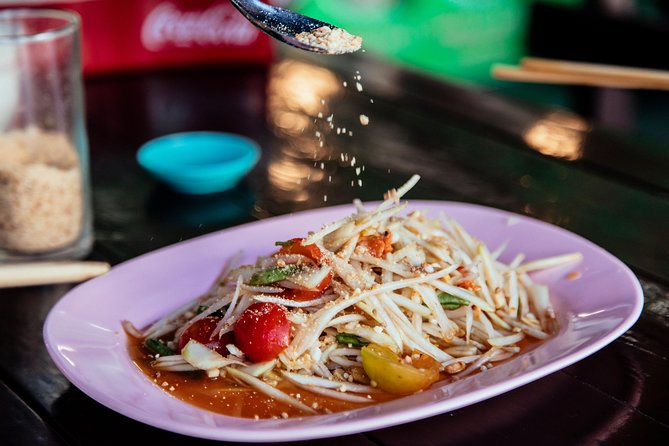 The 10 Tastings of Chiang Mai With Locals: Private Street Food Tour - Meeting at Mountain View Guesthouse and Choosing Your Food Mood