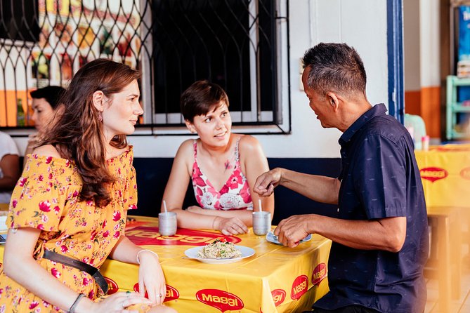 The 10 Tastings of Chiang Mai With Locals: Private Street Food Tour - Chang Phuak Gate (Elephant Gate) and the Best in Town