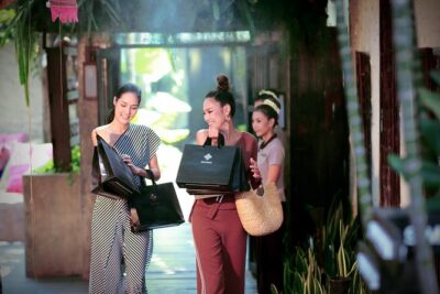 Traditional Thai Massage at award winning Fah Lanna Spa - Old City branch - What a 2-hour traditional Thai massage feels like here