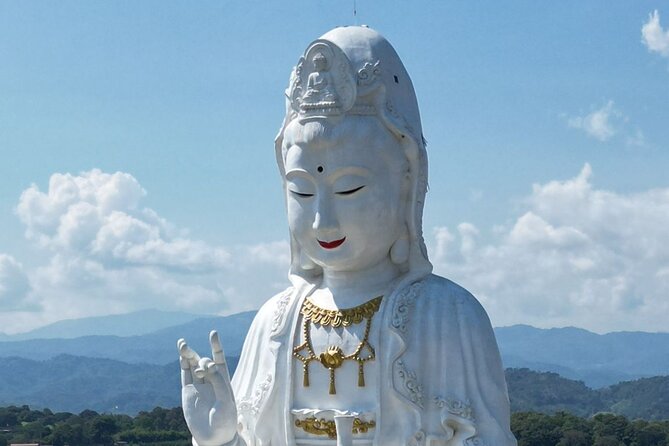 Visit Chiang Rai Temples and Lalitta Cafe from Chiang Mai - What the itinerary gets right: the temple trio plus a real break