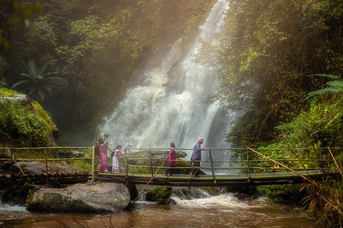 Waterfall Wanderer Doi Inthanon Hiking Tour - Doi Inthanon in one day: waterfalls, pools, and a guided rainforest walk